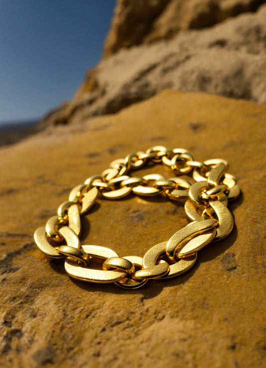 Gold-Filled vs. Gold-Plated Jewelry: What’s the Difference?