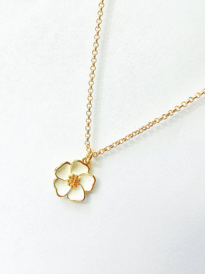 14k Gold-Filled White Hibiscus Flower Necklace