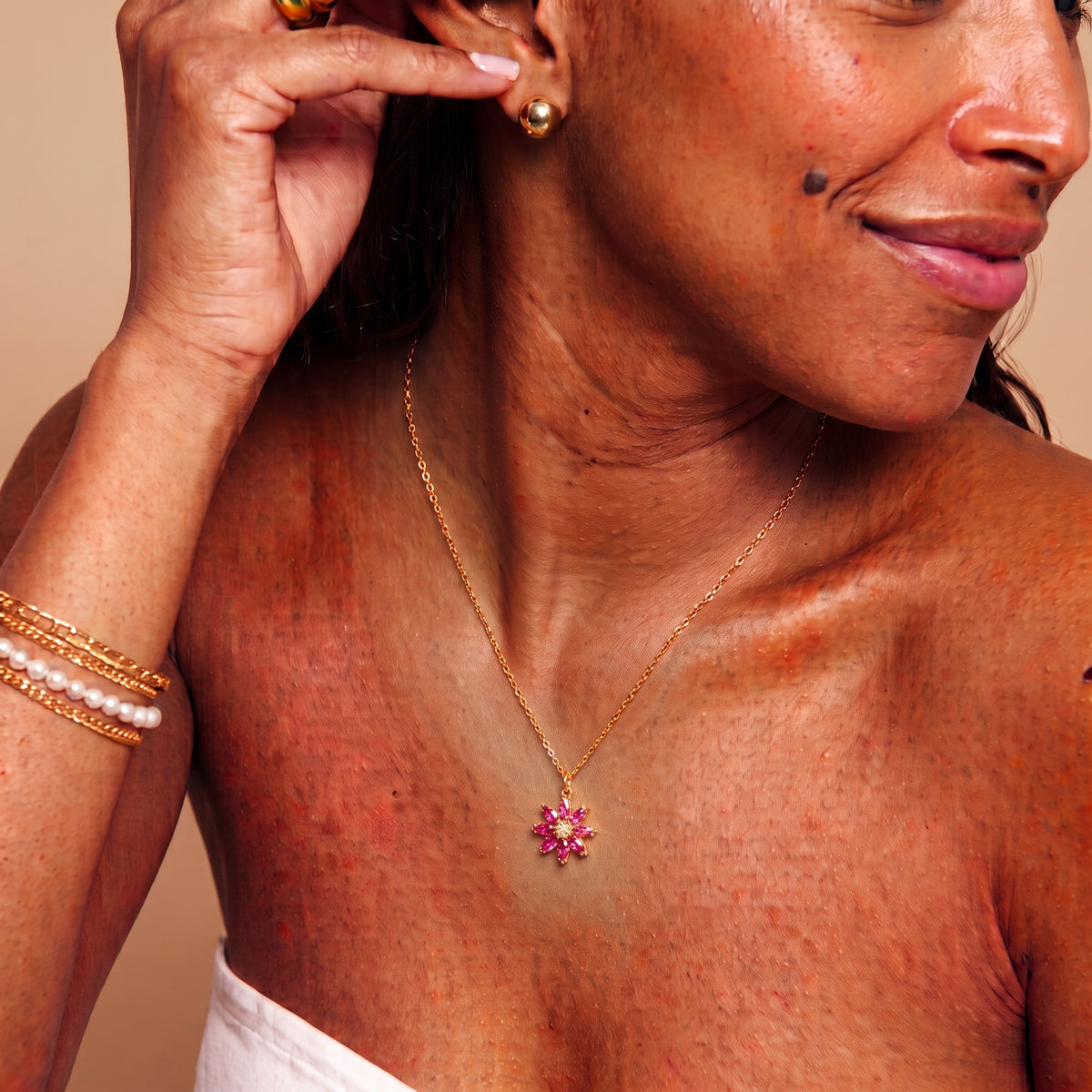 Berry Daisy Dreams — 24K Gold-Filled Necklace